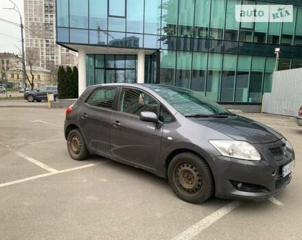 Серый Тойота Аурис, объемом двигателя 1.6 л и пробегом 107 тыс. км за 5999 $, фото 1 на Automoto.ua