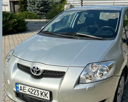 Сірий Тойота Ауріс, об'ємом двигуна 1.36 л та пробігом 270 тис. км за 6200 $, фото 1 на Automoto.ua