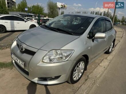 Тойота Аурис 2007 в Киеве на Automoto.ua Серый Тойота Аурис, объемом двигателя 1.6 л и пробегом 243 тыс. км за 4500 $, фото 1 на Automoto.ua