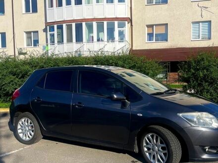 Тойота Аурис 2007 в Попольне на Automoto.ua Серый Тойота Аурис, объемом двигателя 2 л и пробегом 208 тыс. км за 5900 $, фото 1 на Automoto.ua