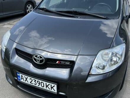 Тойота Аурис 2007 в Харькове на Automoto.ua Серый Тойота Аурис, объемом двигателя 1.4 л и пробегом 265 тыс. км за 6199 $, фото 1 на Automoto.ua