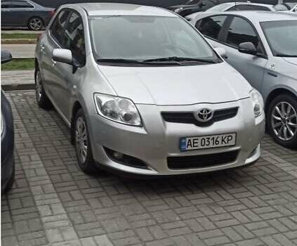 Сірий Тойота Ауріс, об'ємом двигуна 1.6 л та пробігом 164 тис. км за 6300 $, фото 1 на Automoto.ua