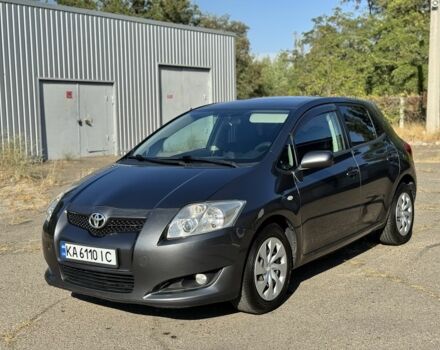 Сірий Тойота Ауріс, об'ємом двигуна 1.6 л та пробігом 195 тис. км за 6600 $, фото 1 на Automoto.ua