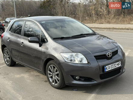 Тойота Аурис 2008 в Киеве на Automoto.ua Серый Тойота Аурис, объемом двигателя 1.6 л и пробегом 212 тыс. км за 5800 $, фото 1 на Automoto.ua