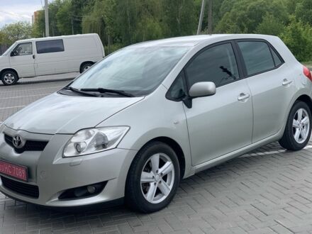 Тойота Ауріс 2008 у Ковель на Automoto.ua Сірий Тойота Ауріс, об'ємом двигуна 1.4 л та пробігом 270 тис. км за 7800 $, фото 1 на Automoto.ua