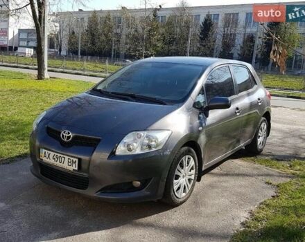 Серый Тойота Аурис, объемом двигателя 1.6 л и пробегом 180 тыс. км за 7300 $, фото 1 на Automoto.ua