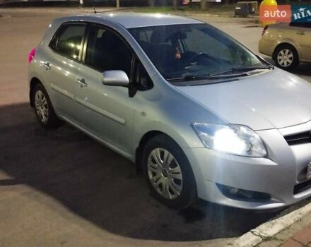 Серый Тойота Аурис, объемом двигателя 1.6 л и пробегом 190 тыс. км за 7200 $, фото 1 на Automoto.ua