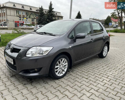 Серый Тойота Аурис, объемом двигателя 1.6 л и пробегом 179 тыс. км за 4800 $, фото 1 на Automoto.ua