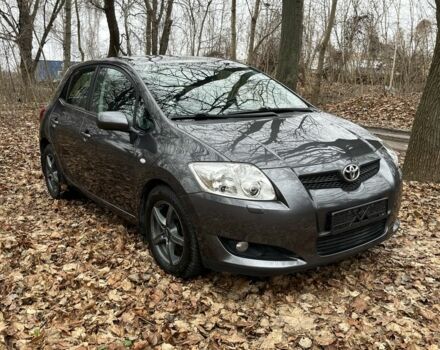 Сірий Тойота Ауріс, об'ємом двигуна 1.6 л та пробігом 211 тис. км за 6800 $, фото 1 на Automoto.ua