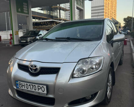 Сірий Тойота Ауріс, об'ємом двигуна 1.6 л та пробігом 168 тис. км за 7400 $, фото 1 на Automoto.ua