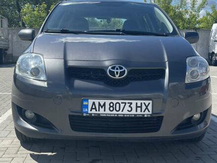 Серый Тойота Аурис, объемом двигателя 1.6 л и пробегом 197 тыс. км за 7200 $, фото 1 на Automoto.ua