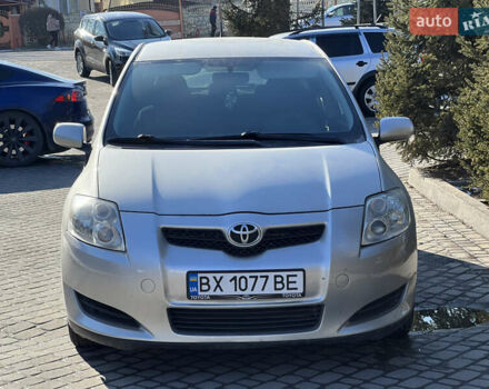 Сірий Тойота Ауріс, об'ємом двигуна 1.6 л та пробігом 280 тис. км за 6700 $, фото 1 на Automoto.ua