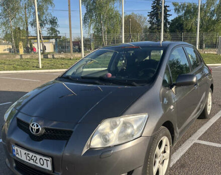 Сірий Тойота Ауріс, об'ємом двигуна 2 л та пробігом 240 тис. км за 5500 $, фото 1 на Automoto.ua