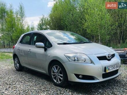 Тойота Аурис 2010 в Львове на Automoto.ua Серый Тойота Аурис, объемом двигателя 1.4 л и пробегом 213 тыс. км за 6750 $, фото 1 на Automoto.ua