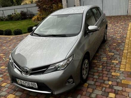 Тойота Аурис 2012 в Киеве на Automoto.ua Серый Тойота Аурис, объемом двигателя 1.6 л и пробегом 243 тыс. км за 10600 $, фото 1 на Automoto.ua