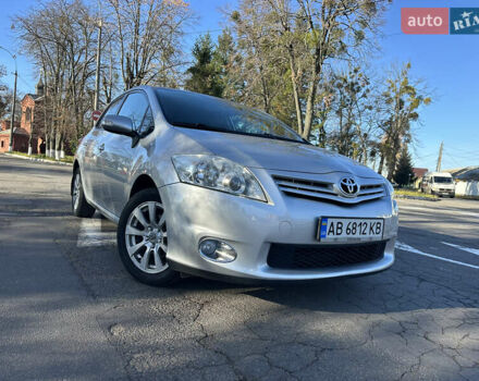 Серый Тойота Аурис, объемом двигателя 1.6 л и пробегом 190 тыс. км за 9999 $, фото 1 на Automoto.ua