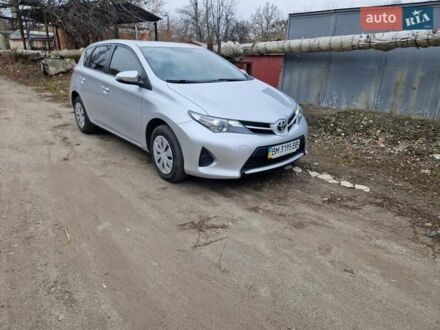 Тойота Ауріс 2013 у Сумах на Automoto.ua Сірий Тойота Ауріс, об'ємом двигуна 1.33 л та пробігом 96 тис. км за 8799 $, фото 1 на Automoto.ua