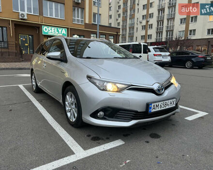 Серый Тойота Аурис, объемом двигателя 1.8 л и пробегом 261 тыс. км за 13400 $, фото 1 на Automoto.ua