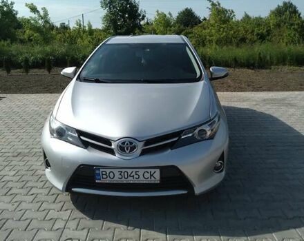 Сірий Тойота Ауріс, об'ємом двигуна 1.36 л та пробігом 252 тис. км за 10200 $, фото 1 на Automoto.ua