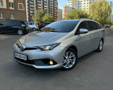 Серый Тойота Аурис, объемом двигателя 1.8 л и пробегом 257 тыс. км за 13200 $, фото 1 на Automoto.ua