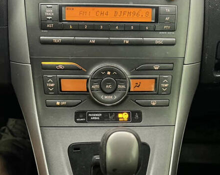 Синий Тойота Аурис, объемом двигателя 1.6 л и пробегом 245 тыс. км за 4990 $, фото 12 на Automoto.ua