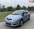 Синий Тойота Аурис, объемом двигателя 1.6 л и пробегом 161 тыс. км за 7800 $, фото 1 на Automoto.ua