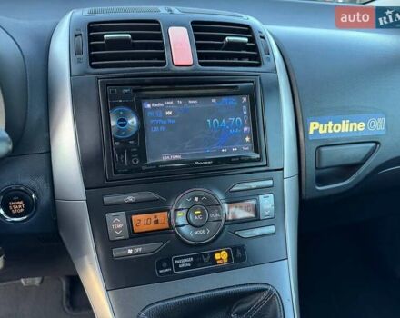 Тойота Аурис 2007 в Львове на Automoto.ua Синий Тойота Аурис, объемом двигателя 2.2 л и пробегом 215 тыс. км за 5800 $, фото 12 на Automoto.ua