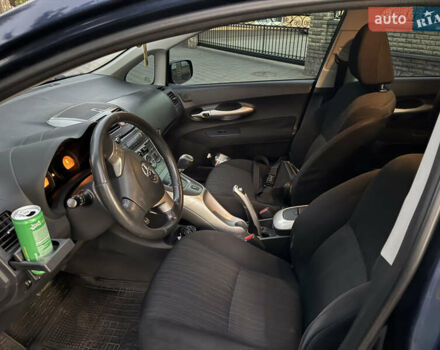 Синий Тойота Аурис, объемом двигателя 1.6 л и пробегом 169 тыс. км за 7199 $, фото 15 на Automoto.ua