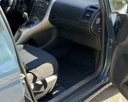 Синий Тойота Аурис, объемом двигателя 1.6 л и пробегом 245 тыс. км за 4990 $, фото 8 на Automoto.ua