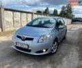 Синій Тойота Ауріс, об'ємом двигуна 1.4 л та пробігом 265 тис. км за 4999 $, фото 1 на Automoto.ua