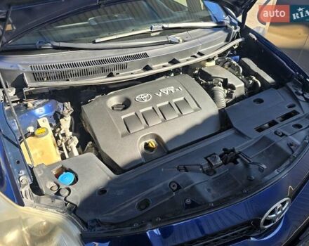 Синий Тойота Аурис, объемом двигателя 1.6 л и пробегом 250 тыс. км за 6500 $, фото 8 на Automoto.ua