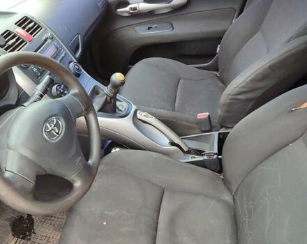 Синий Тойота Аурис, объемом двигателя 1.6 л и пробегом 390 тыс. км за 3650 $, фото 19 на Automoto.ua