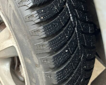 Синий Тойота Аурис, объемом двигателя 1.6 л и пробегом 278 тыс. км за 6000 $, фото 7 на Automoto.ua