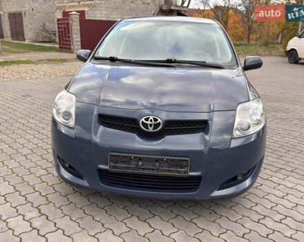Синій Тойота Ауріс, об'ємом двигуна 0 л та пробігом 249 тис. км за 6300 $, фото 1 на Automoto.ua