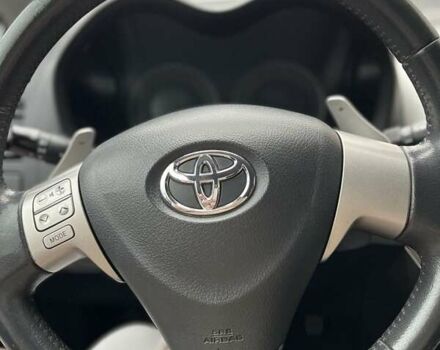 Синий Тойота Аурис, объемом двигателя 1.6 л и пробегом 278 тыс. км за 6000 $, фото 5 на Automoto.ua