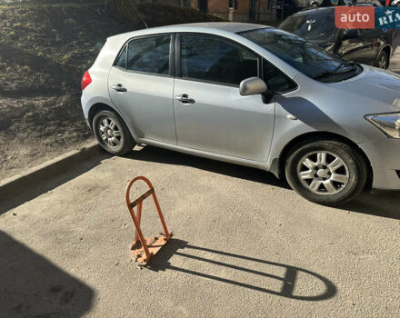 Синий Тойота Аурис, объемом двигателя 1.6 л и пробегом 163 тыс. км за 6500 $, фото 2 на Automoto.ua