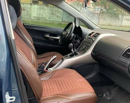 Синий Тойота Аурис, объемом двигателя 1.6 л и пробегом 217 тыс. км за 6200 $, фото 8 на Automoto.ua