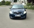 Синий Тойота Аурис, объемом двигателя 2 л и пробегом 299 тыс. км за 3500 $, фото 11 на Automoto.ua