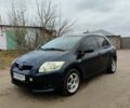 Синий Тойота Аурис, объемом двигателя 1.6 л и пробегом 390 тыс. км за 3650 $, фото 3 на Automoto.ua