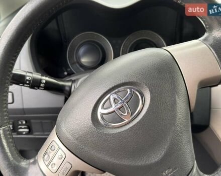 Синій Тойота Ауріс, об'ємом двигуна 0 л та пробігом 249 тис. км за 6300 $, фото 30 на Automoto.ua