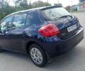 Синий Тойота Аурис, объемом двигателя 1.6 л и пробегом 190 тыс. км за 5400 $, фото 2 на Automoto.ua