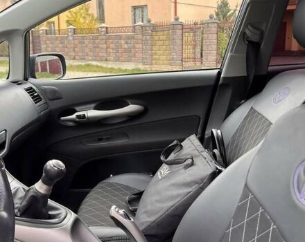 Синій Тойота Ауріс, об'ємом двигуна 0 л та пробігом 249 тис. км за 6300 $, фото 35 на Automoto.ua