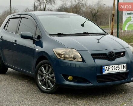Синий Тойота Аурис, объемом двигателя 2 л и пробегом 180 тыс. км за 6950 $, фото 2 на Automoto.ua
