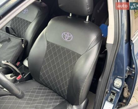 Синій Тойота Ауріс, об'ємом двигуна 0 л та пробігом 249 тис. км за 6300 $, фото 33 на Automoto.ua