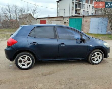 Синий Тойота Аурис, объемом двигателя 1.6 л и пробегом 390 тыс. км за 3650 $, фото 6 на Automoto.ua