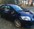 Синий Тойота Аурис, объемом двигателя 1.4 л и пробегом 214 тыс. км за 5500 $, фото 1 на Automoto.ua