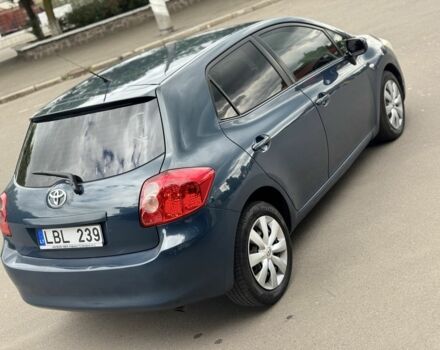 Синий Тойота Аурис, объемом двигателя 2 л и пробегом 299 тыс. км за 3500 $, фото 3 на Automoto.ua