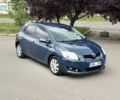 Синий Тойота Аурис, объемом двигателя 2 л и пробегом 299 тыс. км за 3500 $, фото 1 на Automoto.ua