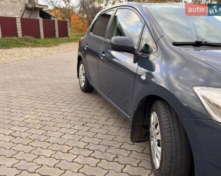 Синій Тойота Ауріс, об'ємом двигуна 0 л та пробігом 249 тис. км за 6300 $, фото 6 на Automoto.ua