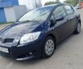 Синий Тойота Аурис, объемом двигателя 1.6 л и пробегом 190 тыс. км за 5400 $, фото 1 на Automoto.ua